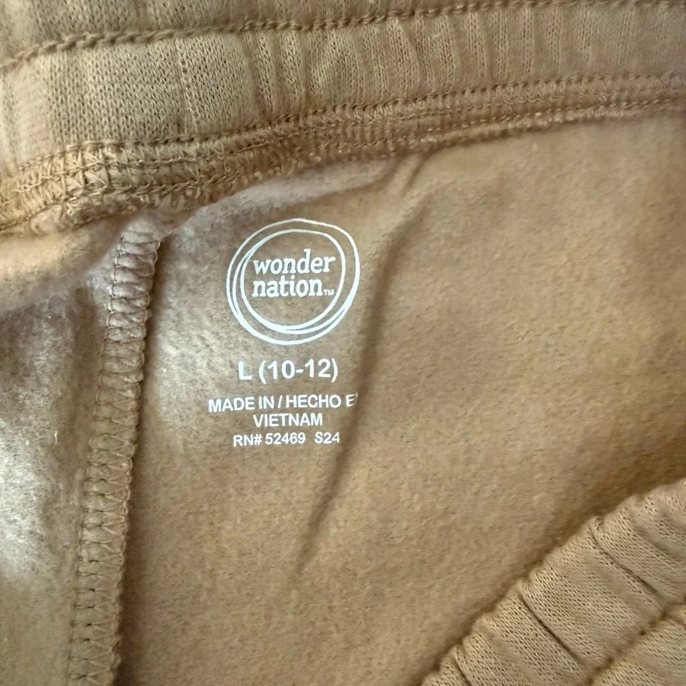 Wonder Nation Boys Sz L (10/12) Tan Athletic Sweatpants Tapered Bottoms NWT